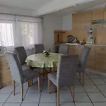 Prestiz Na Poschodi Vir