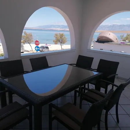Apartment Prestiz Na Poschodi Vir