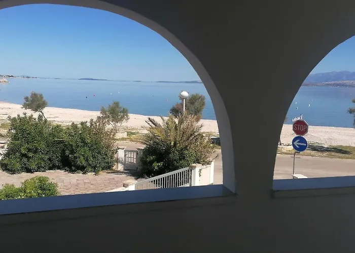 Prestiz Na Poschodi Vir