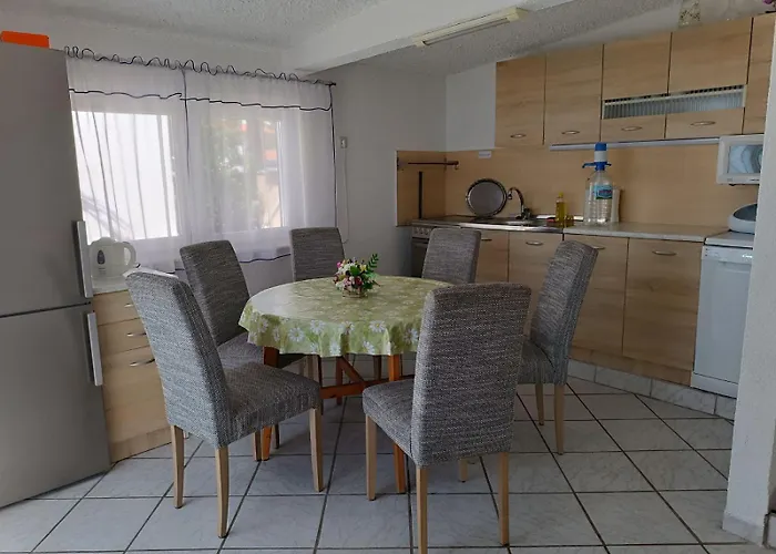 Prestiz Na Poschodi Vir